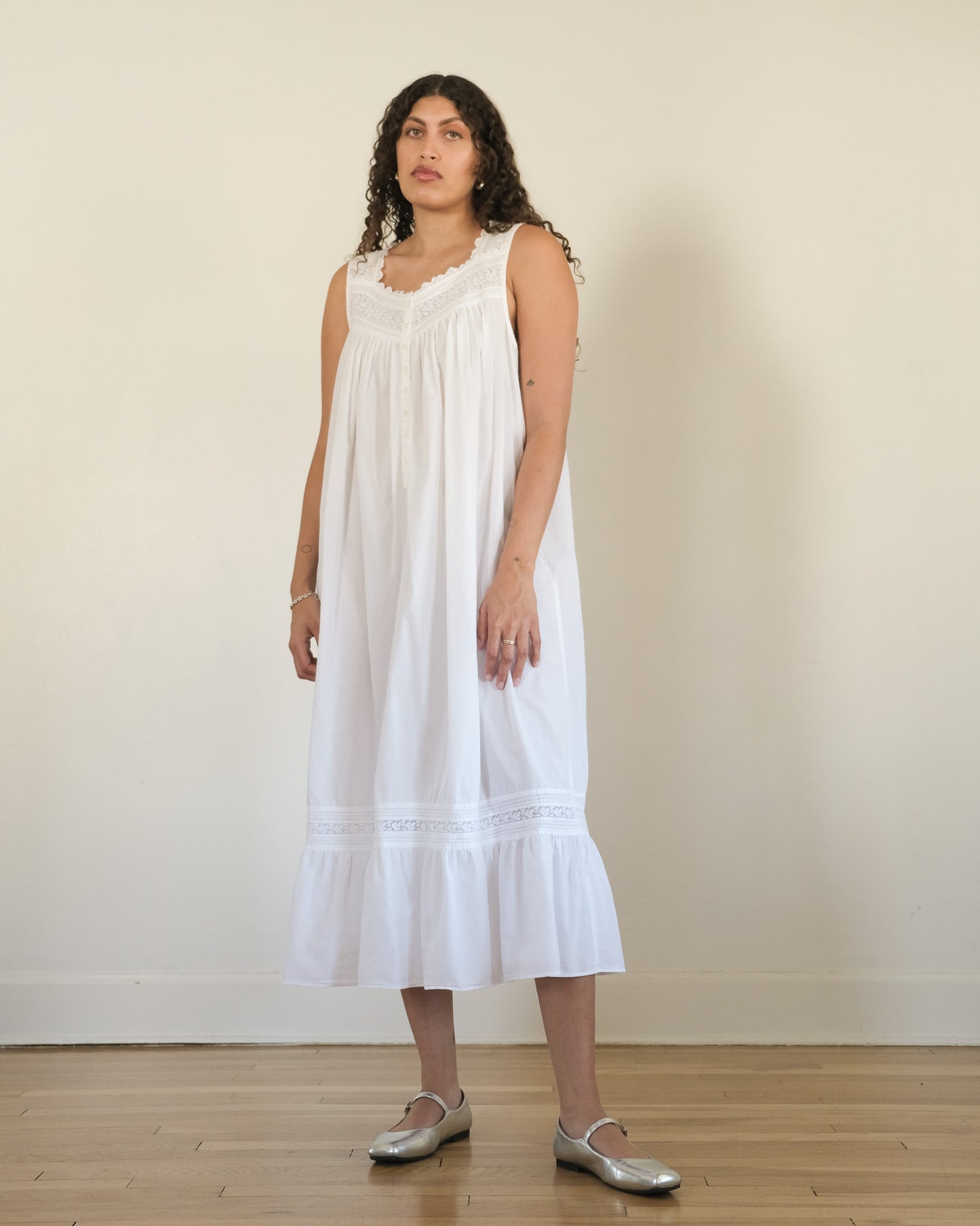 90s Eileen West heart button nightgown dress