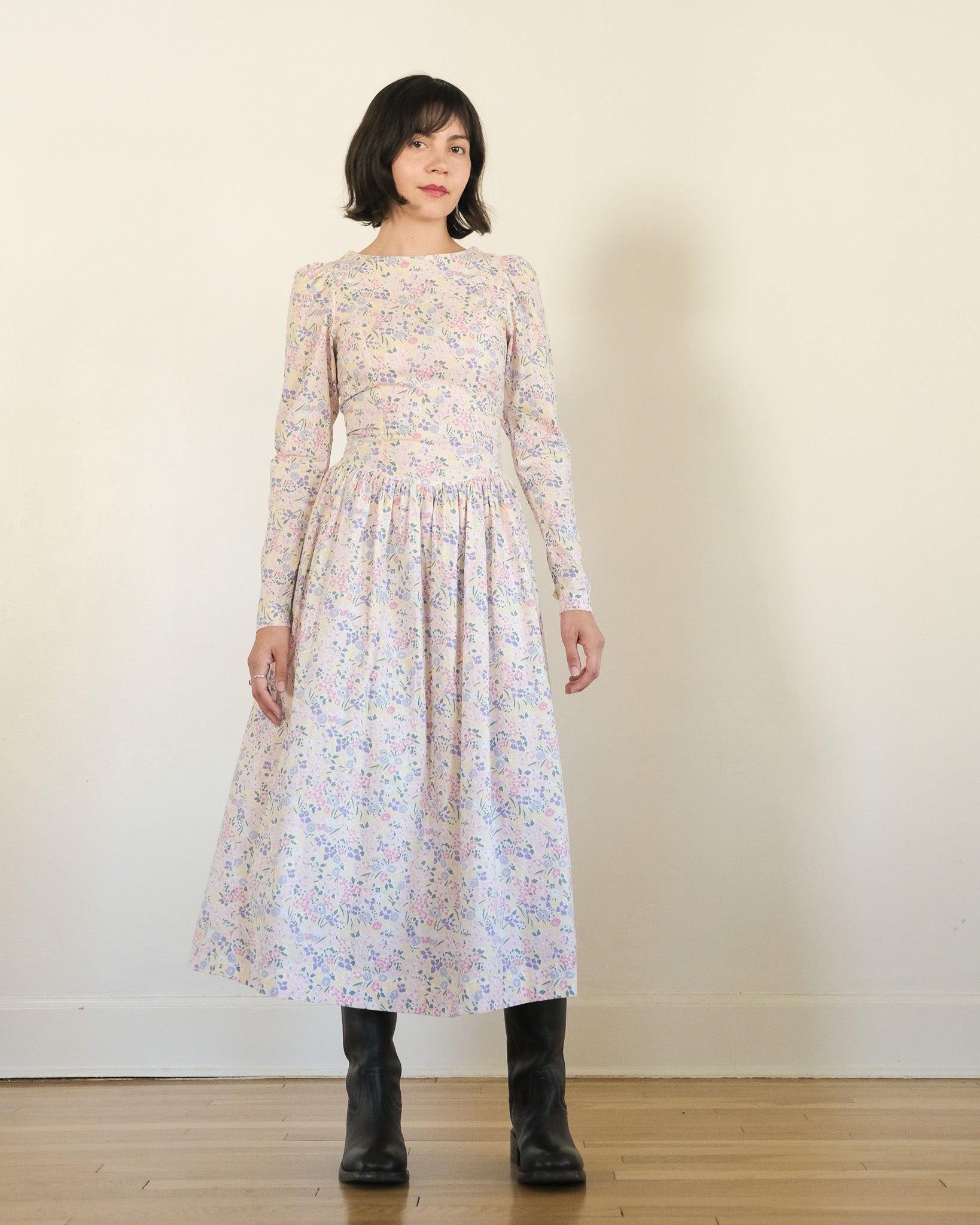 90s Laura Ashley cotton floral midi dress deep end vintage 90s Laura Ashley cotton floral midi dress deep end vintage