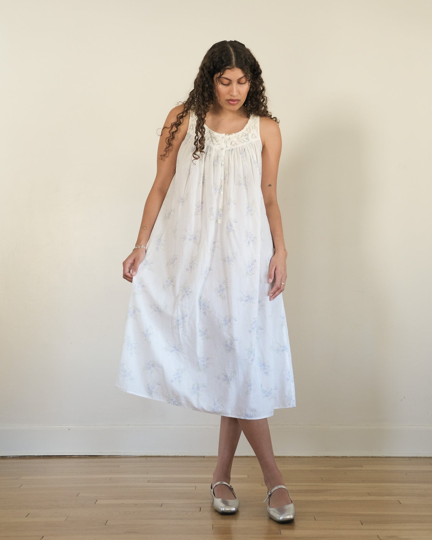 1995 Eileen West floral lace trim midi