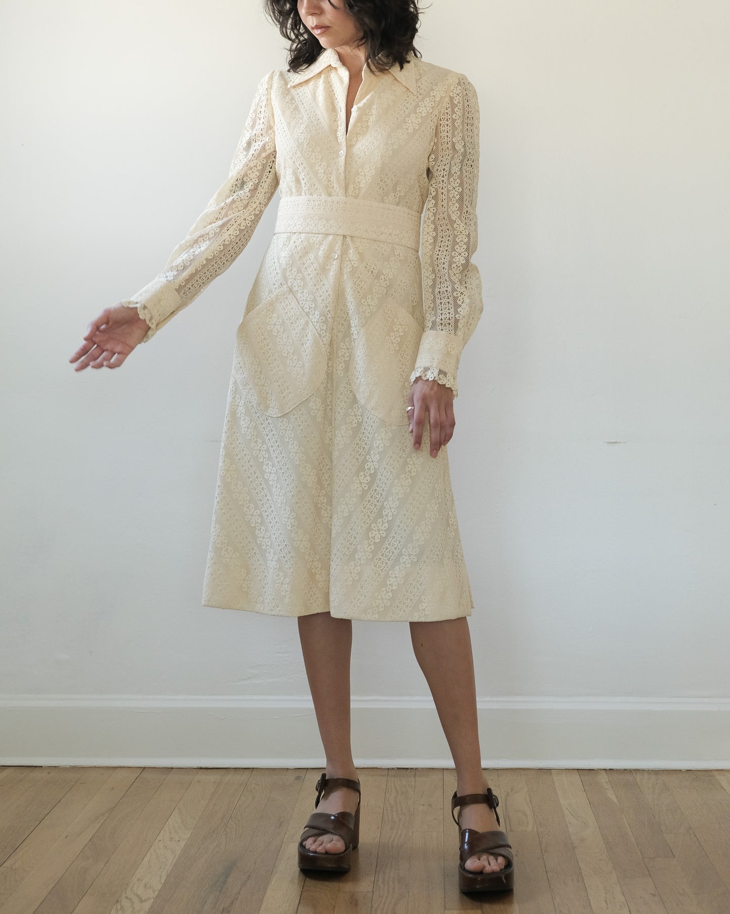 AMELIA GRAY LACE SHIRTDRESS