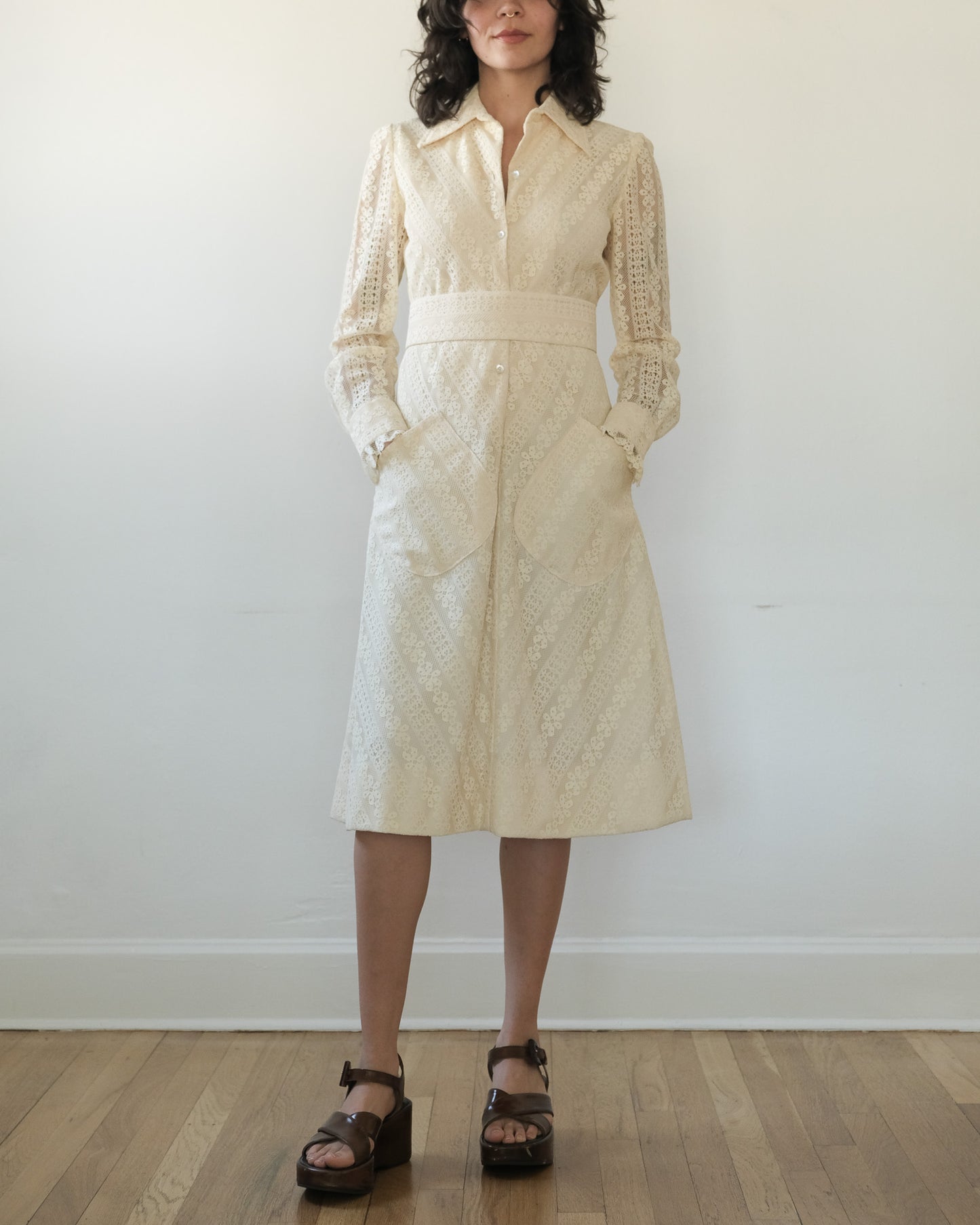 AMELIA GRAY LACE SHIRTDRESS