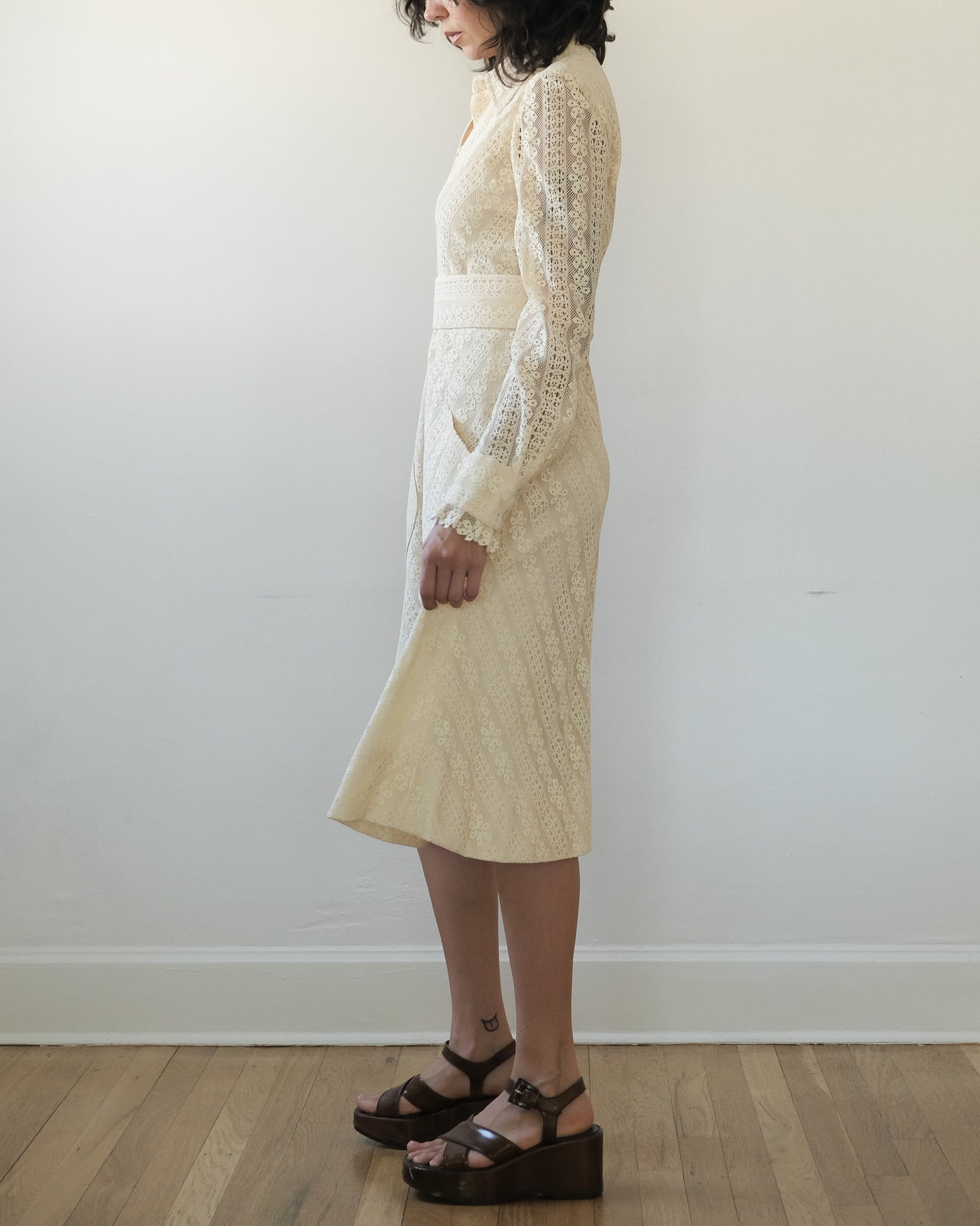 AMELIA GRAY LACE SHIRTDRESS