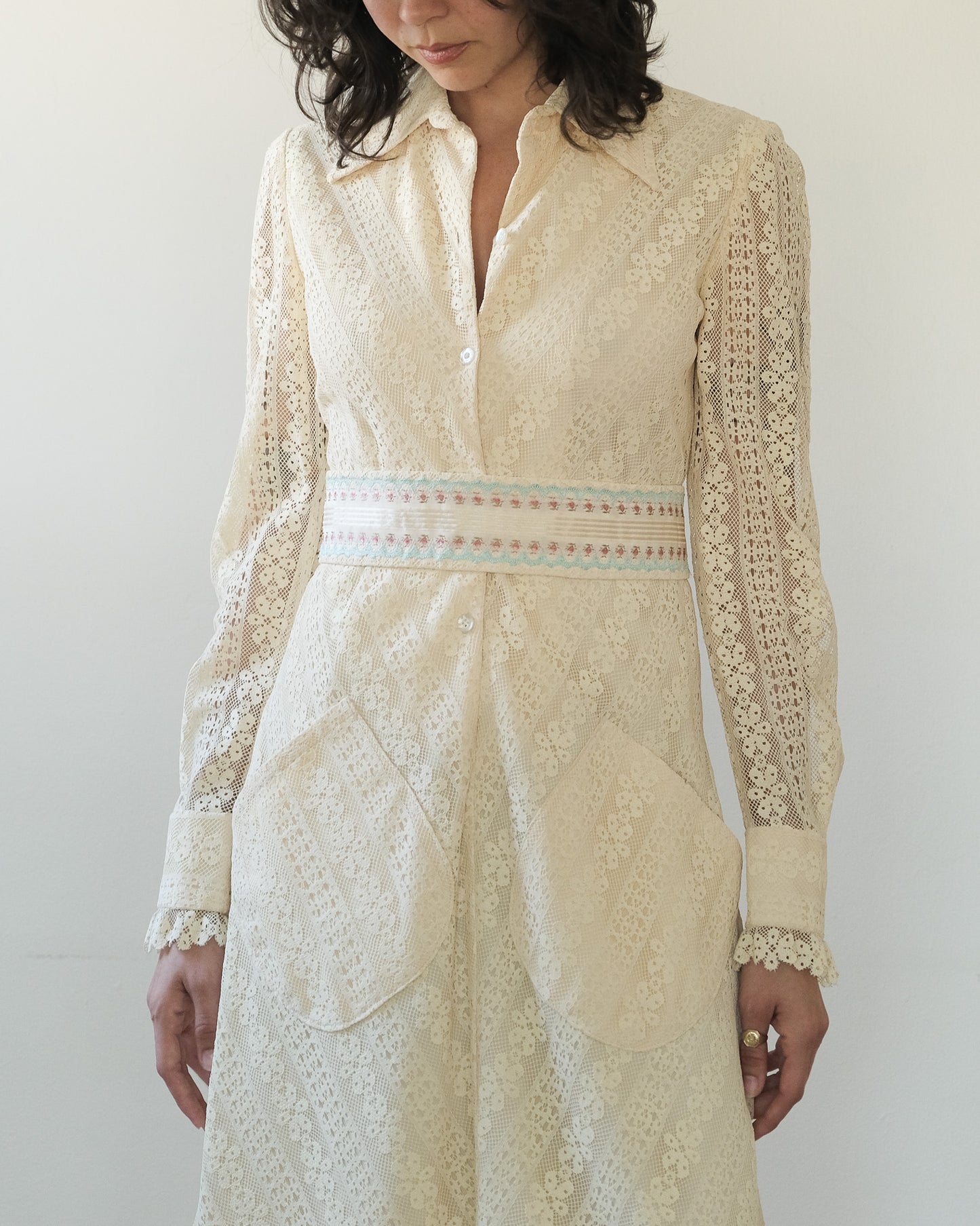 AMELIA GRAY LACE SHIRTDRESS