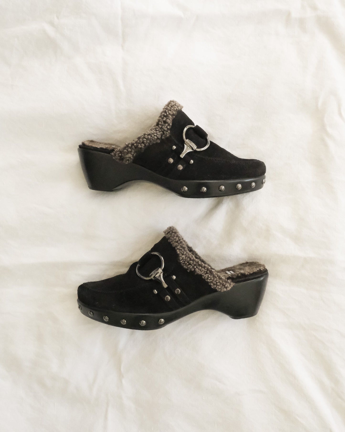 y2k Stuart Weitzman shearling mules (9)